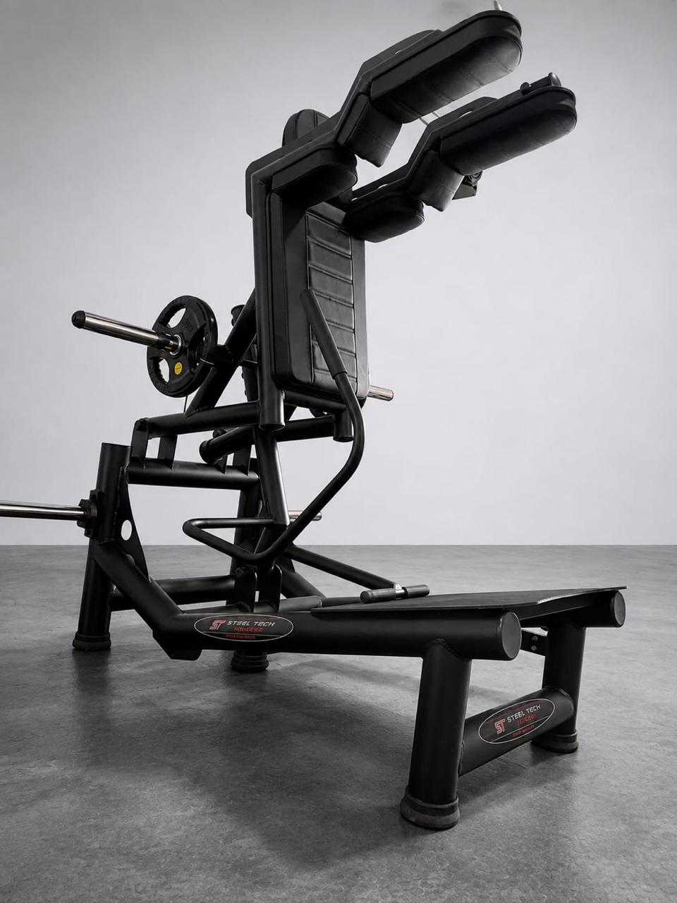 Hack Squat - equipamento de musculação Steel Tech